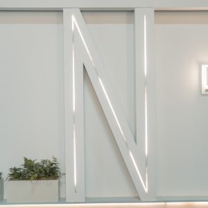Transforme seus espaços com Fitas LED Nordecor de qualidade excepcional. Design e performance se encontram para iluminar com excelência.