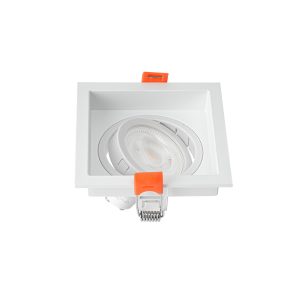 O Spot de Embutir LOYO é compatível com lâmpadas GU10 no formato MR16, oferecendo uma solução versátil para iluminação direcionada. Com design discreto e instalação embutida, é ideal para ambientes que exigem foco de luz preciso e acabamento elegante. Perfeito para composições em salas, corredores ou áreas comerciais, proporcionando funcionalidade com estética clean.